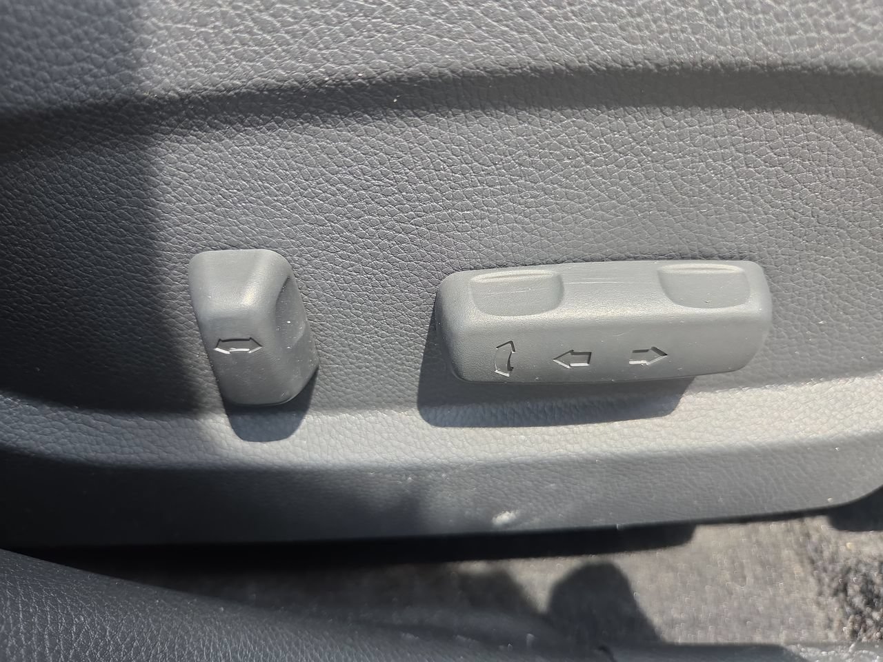 Used 2019 Hyundai Santa Fe XL FWD image 21
