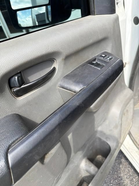 Used 2016 Nissan NV 1500 SV RWD image 14