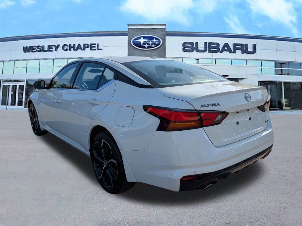 Used 2025 Nissan Altima 2.5 SR w/ SR Premium Package image 7