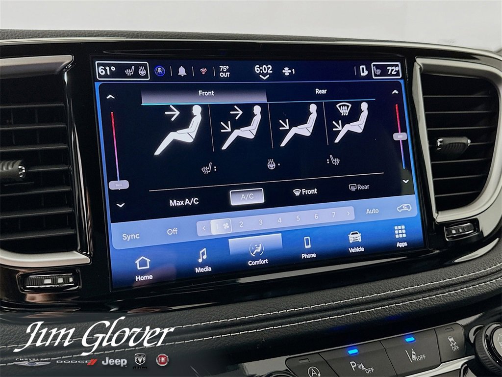 New 2026 Chrysler Pacifica Select w/ S Appearance Package image 33