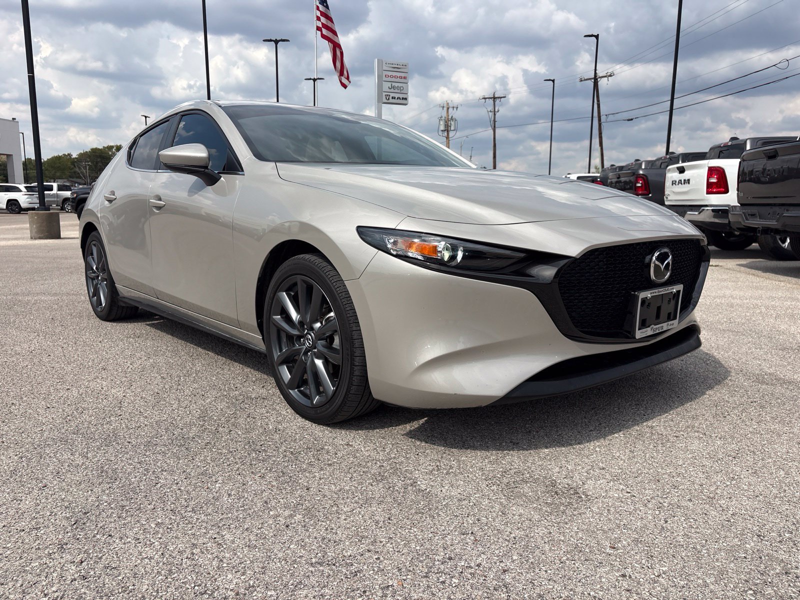 Used 2024 MAZDA MAZDA3 s FWD image 8