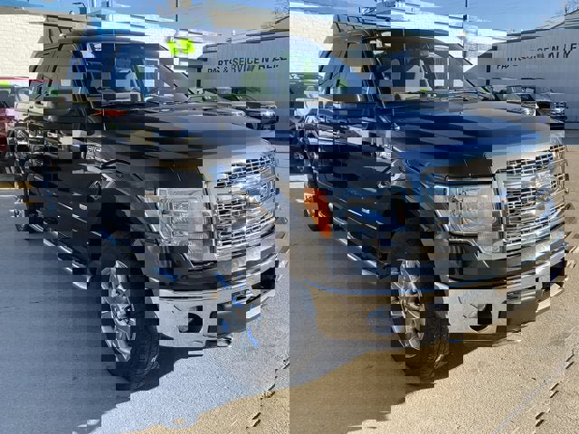 Used 2013 Ford F150 XLT w/ XLT Chrome Pkg image 2