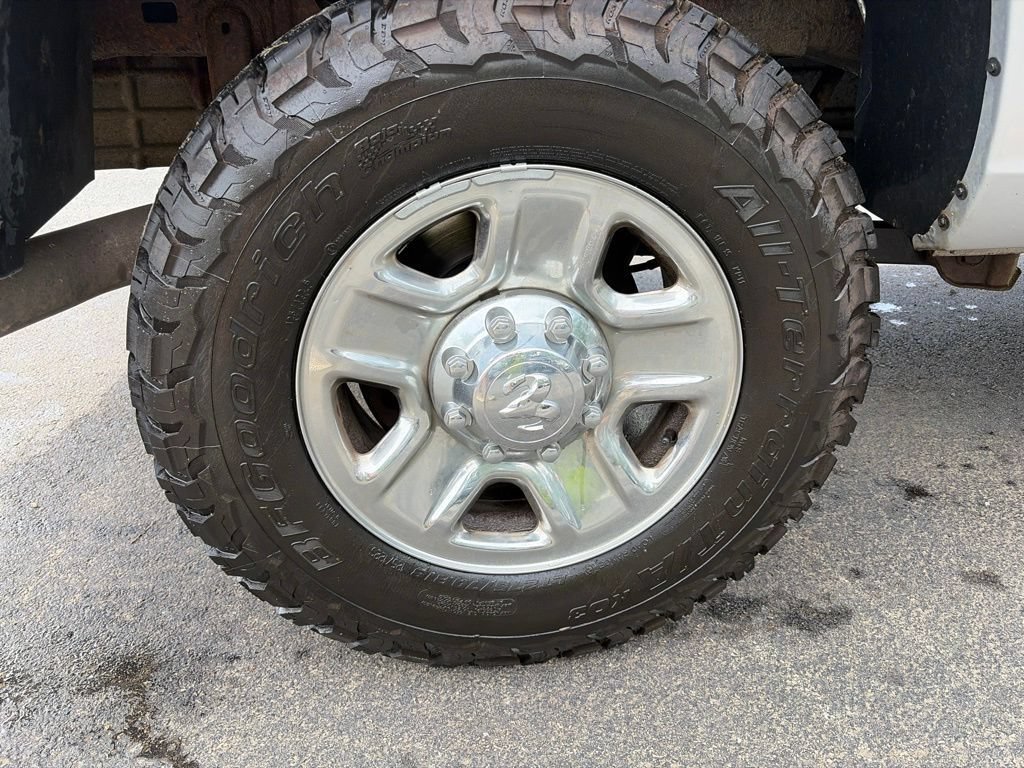 Used 2014 RAM 2500 Tradesman w/ Chrome Appearance Group AWD/4WD image 19