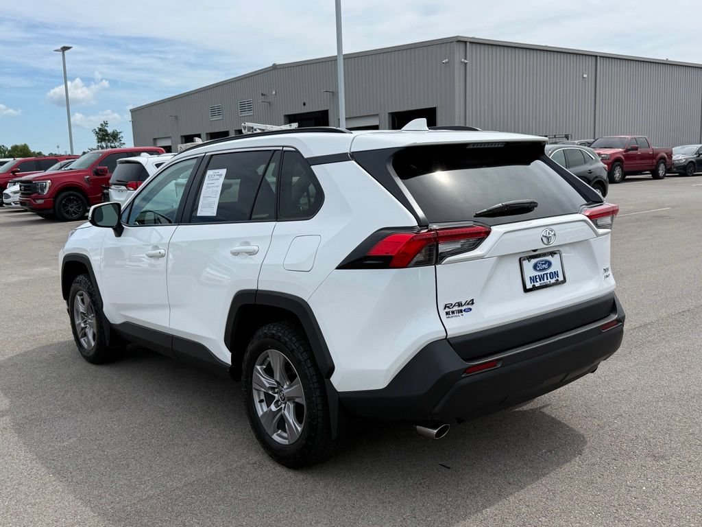 Used 2025 Toyota RAV4 XLE w/ Convenience Package AWD/4WD image 35