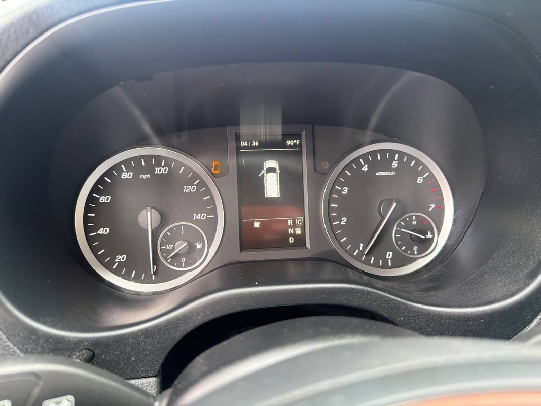 Used 2022 Mercedes-Benz Metris image 17