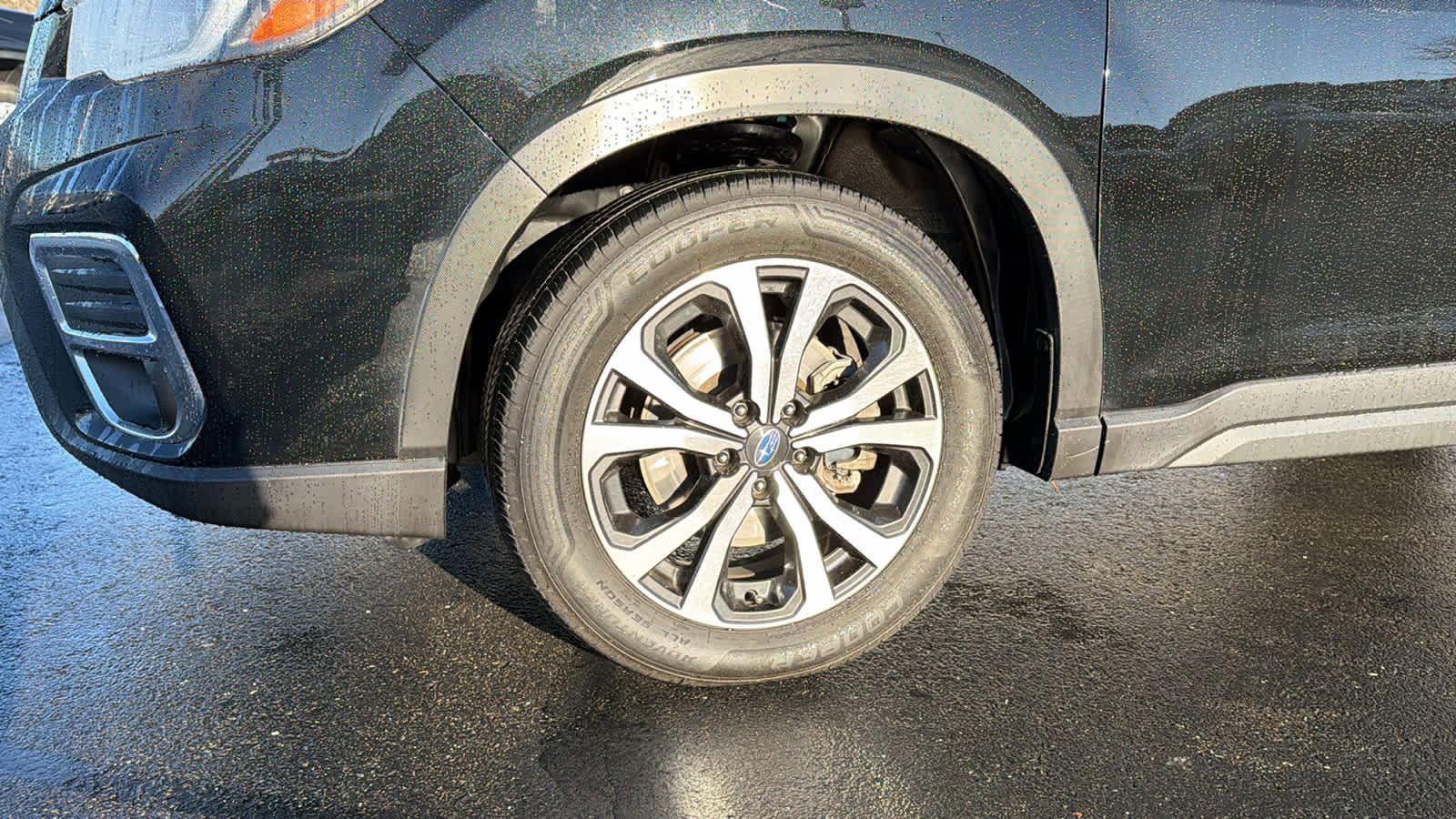 Used 2020 Subaru Forester Limited w/ Popular Package #3 image 9