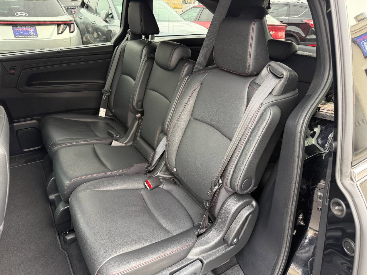 Used 2025 Honda Odyssey Sport-L image 4