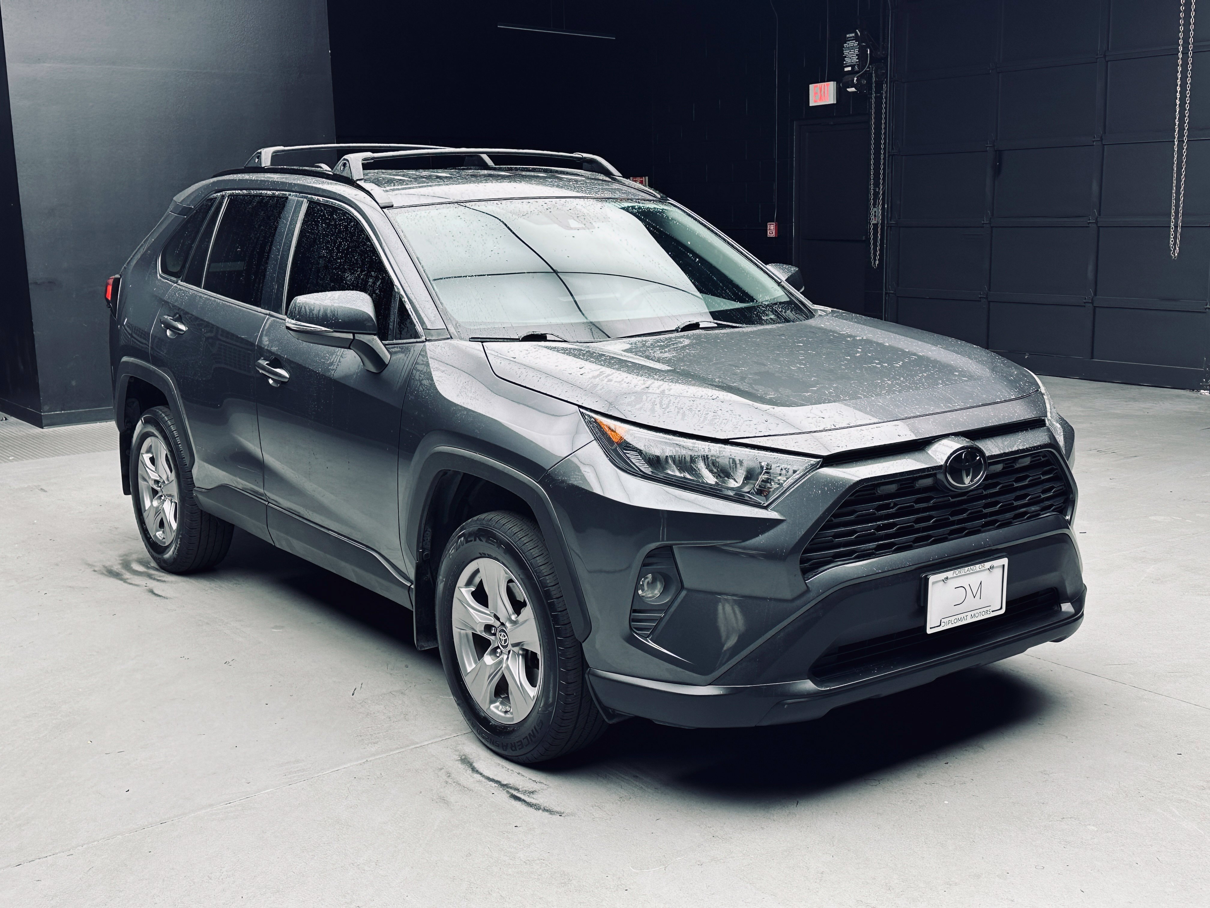 Used 2019 Toyota RAV4 LE w/ Carpet Mat Package FWD image 9