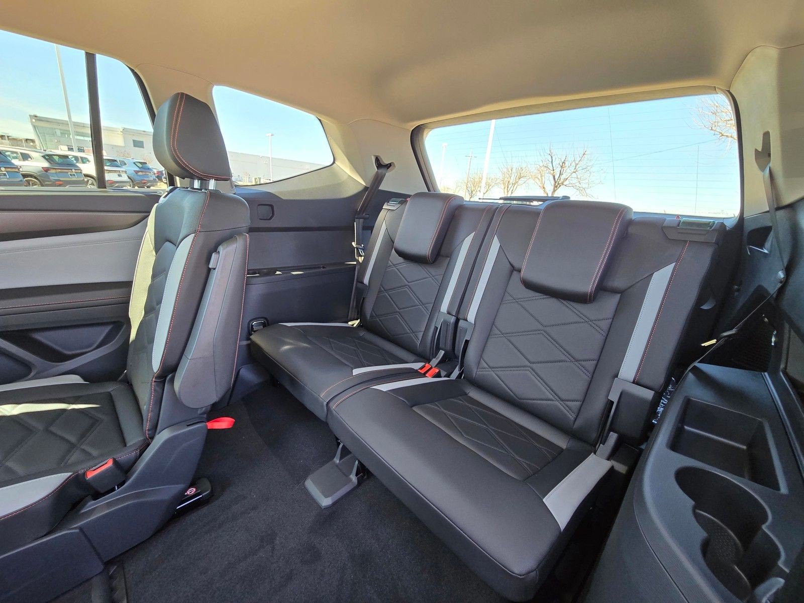 New 2026 Volkswagen Atlas Peak Edition AWD/4WD image 9