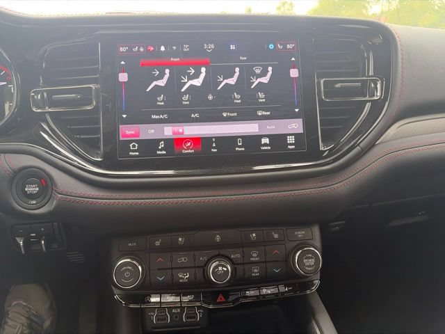 Used 2025 Dodge Durango GT AWD/4WD image 11