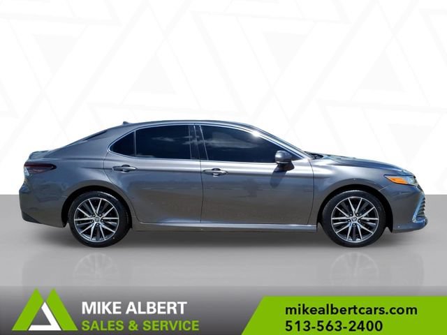 Used 2023 Toyota Camry XLE FWD image 8