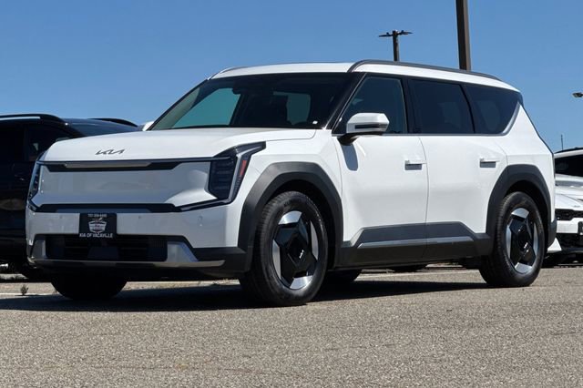 Certified 2024 Kia EV9 Wind AWD/4WD image 10