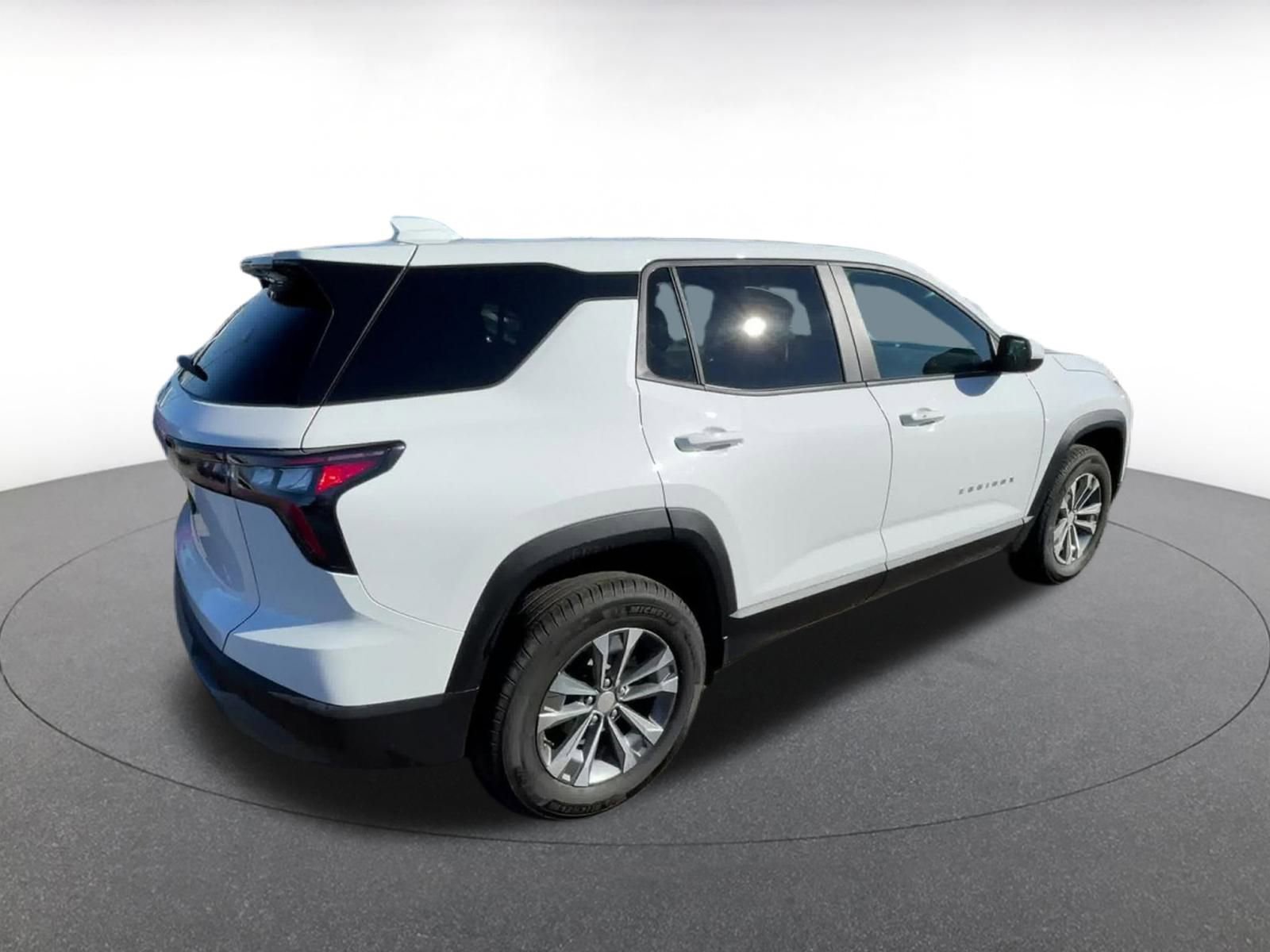 Used 2025 Chevrolet Equinox LT image 15