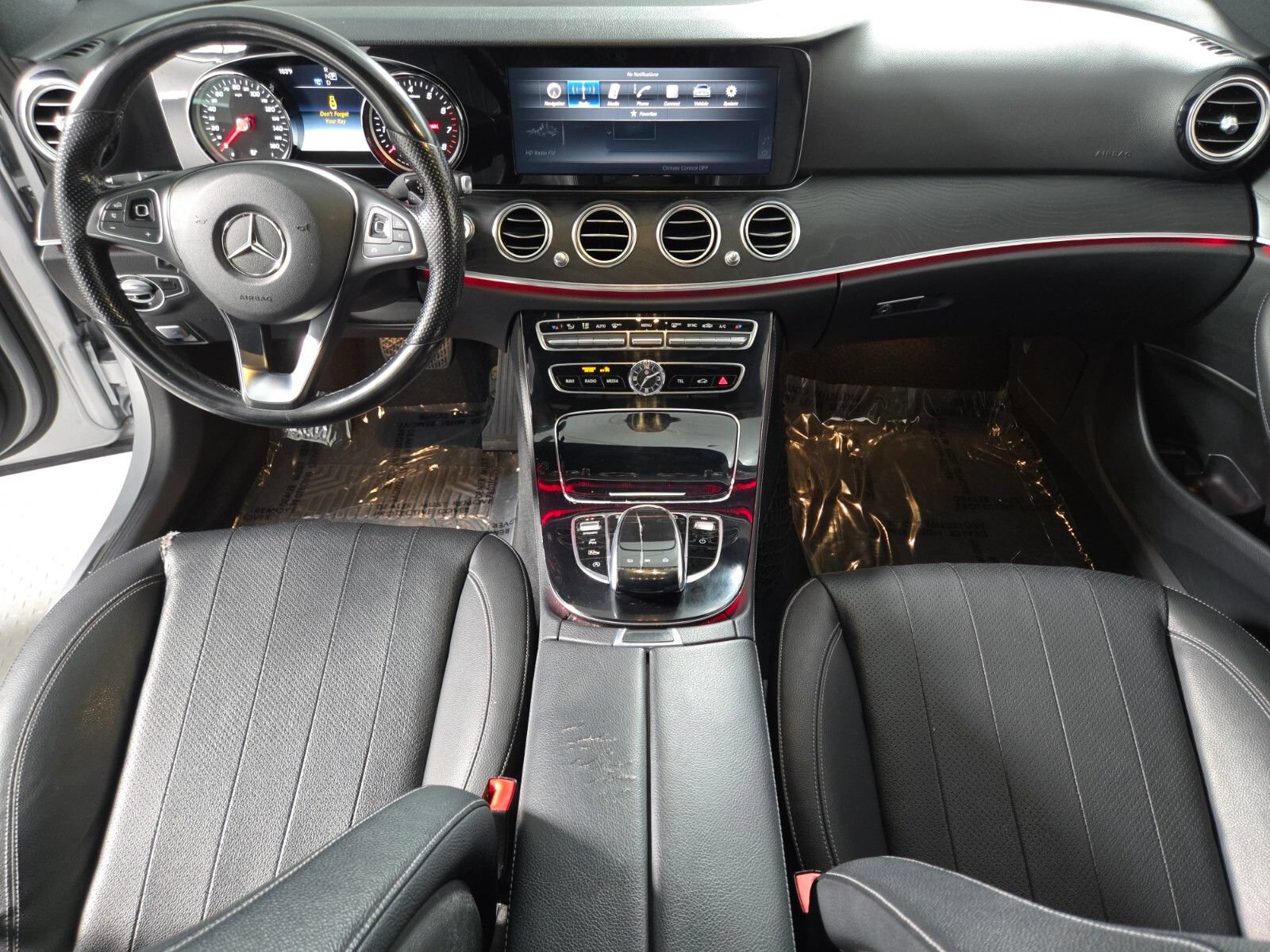 Used 2017 Mercedes-Benz E 300 image 4