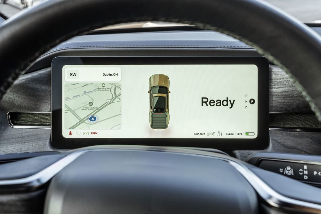 Used 2022 Rivian R1T Launch Edition image 16