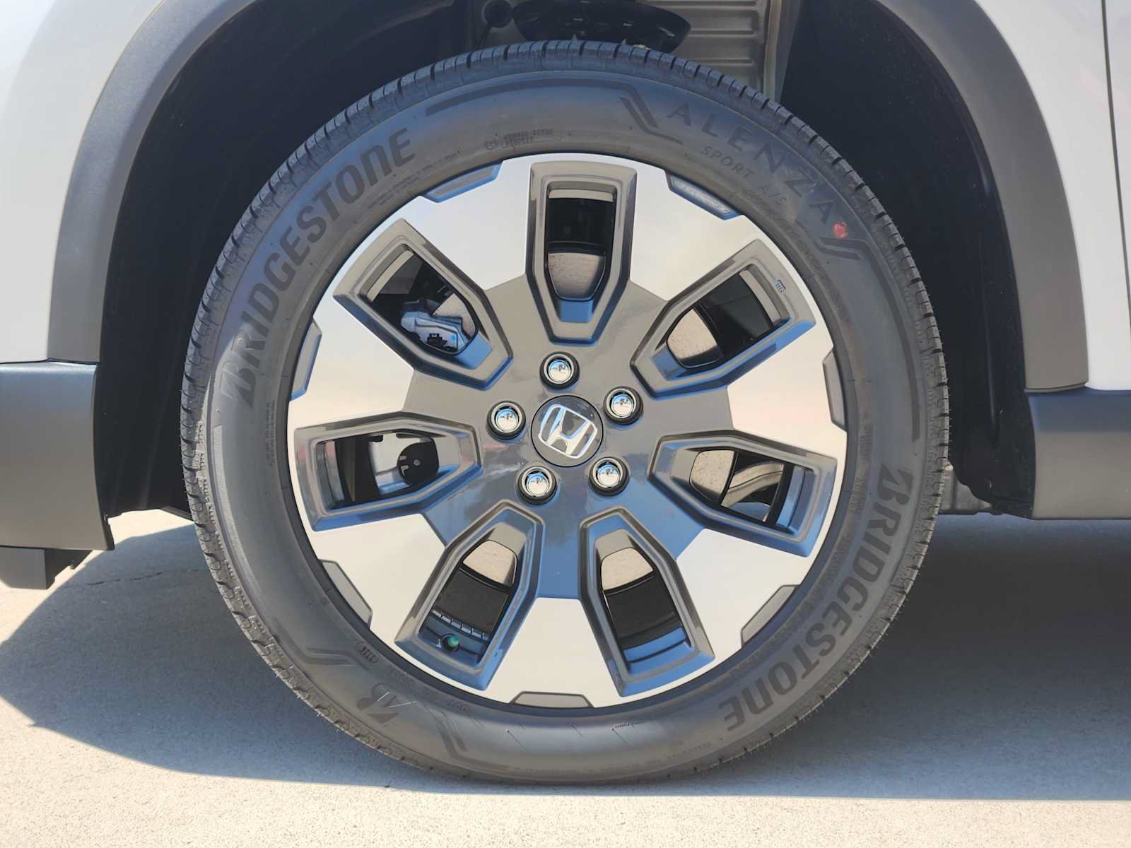New 2026 Honda Pilot Elite image 7