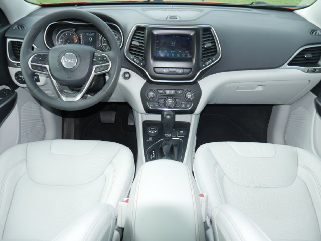 Used 2021 Jeep Cherokee Latitude Lux AWD/4WD image 6