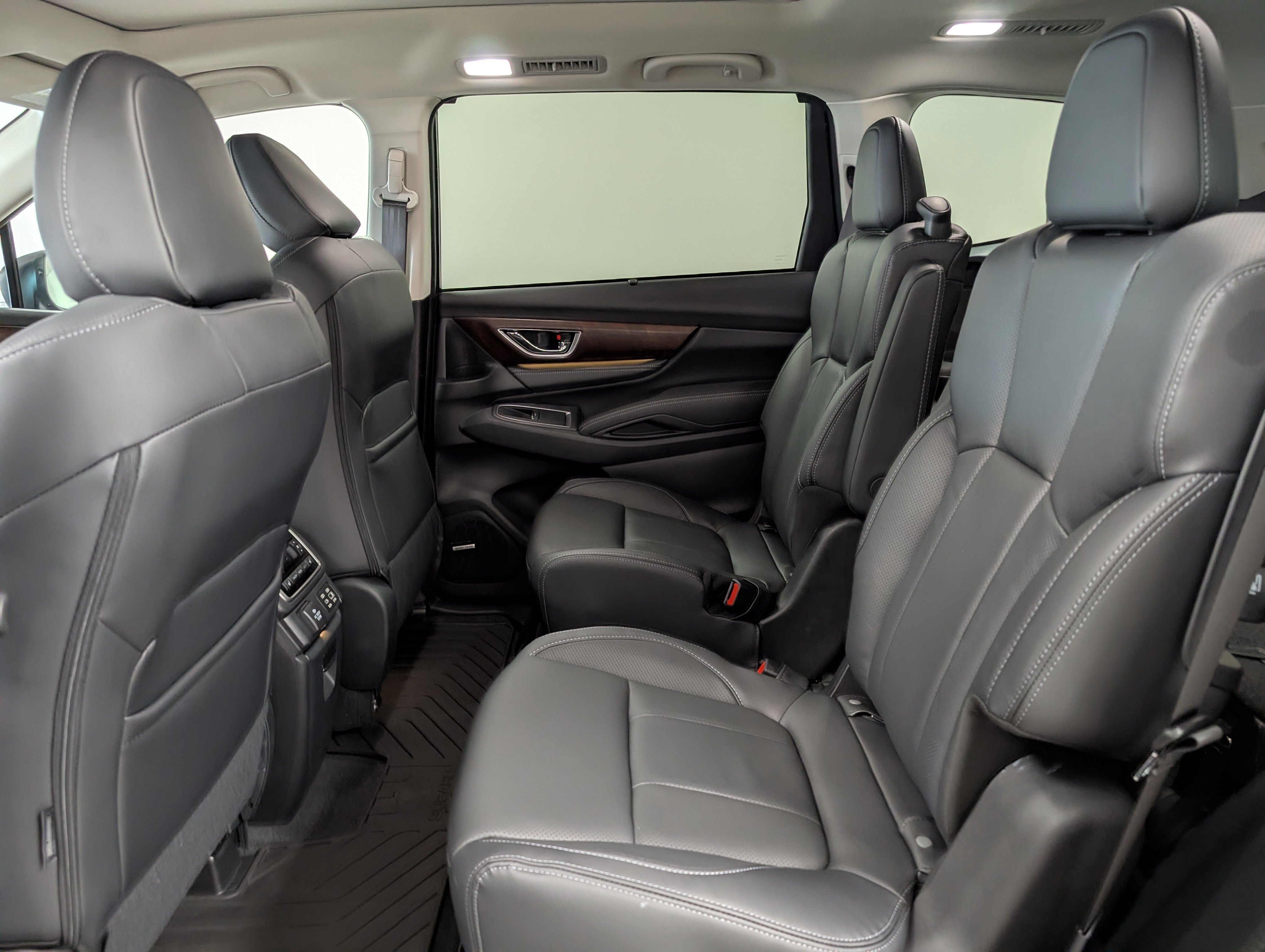 New 2025 Subaru Ascent Touring w/ Popular Package #2 image 4