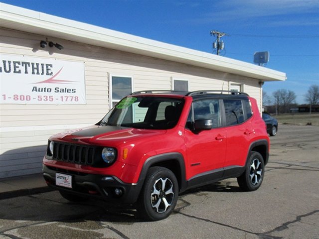 Used 2019 Jeep Renegade Trailhawk image 2