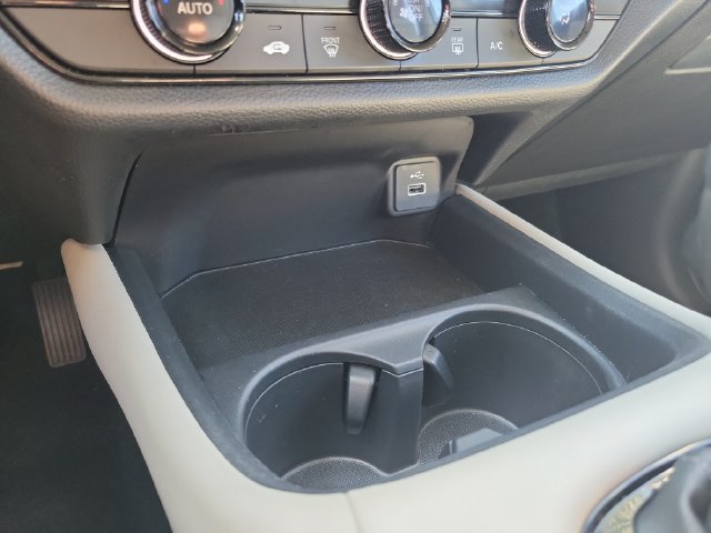 Certified 2024 Honda HR-V LX image 22