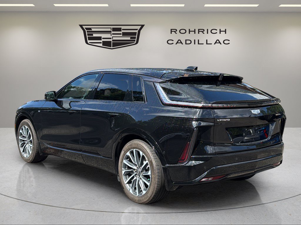 Certified 2024 Cadillac Lyriq Sport AWD/4WD image 6