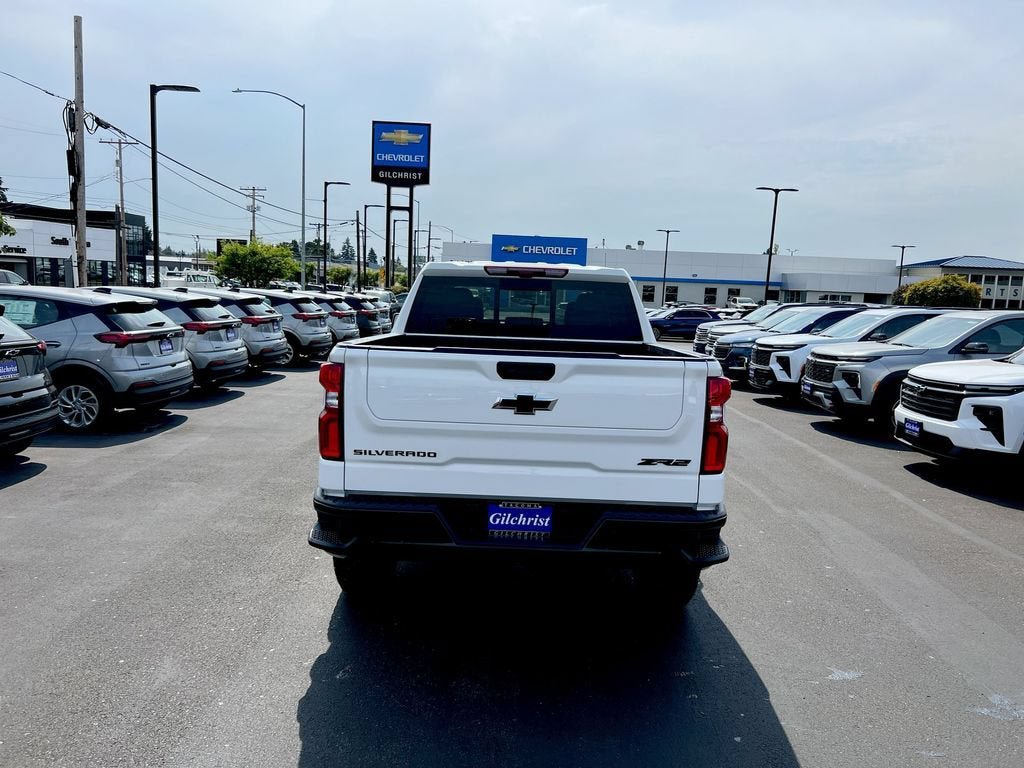 New 2026 Chevrolet Silverado 1500 ZR2 w/ LPO, Dark Essentials Package AWD/4WD image 25