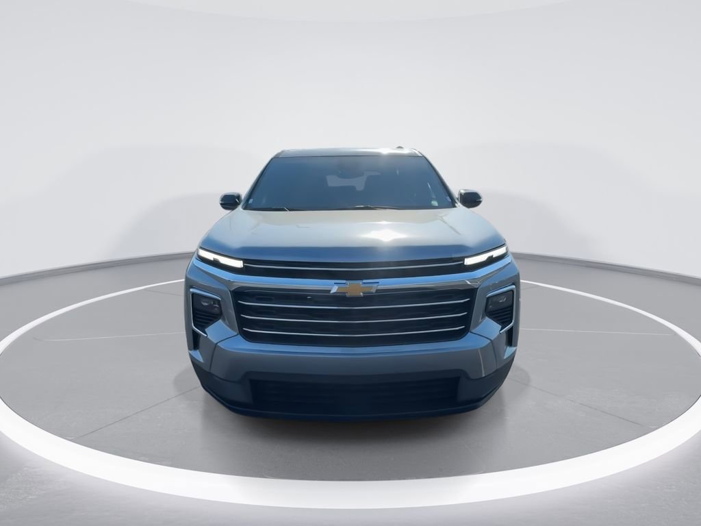 New 2026 Chevrolet Traverse LT FWD image 3