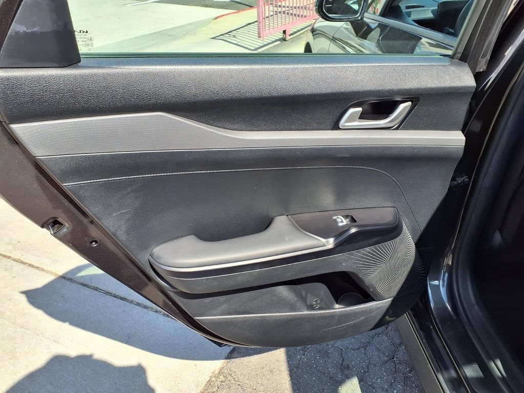Used 2025 Kia K5 LXS FWD image 25