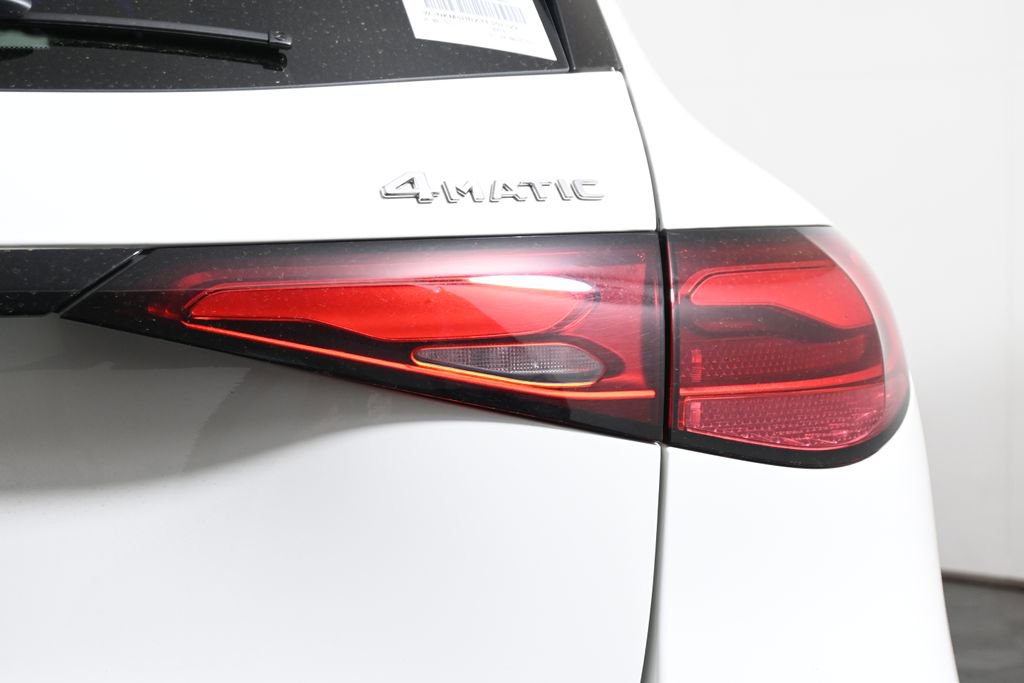 Certified 2026 Mercedes-Benz GLC 300 4MATIC image 13