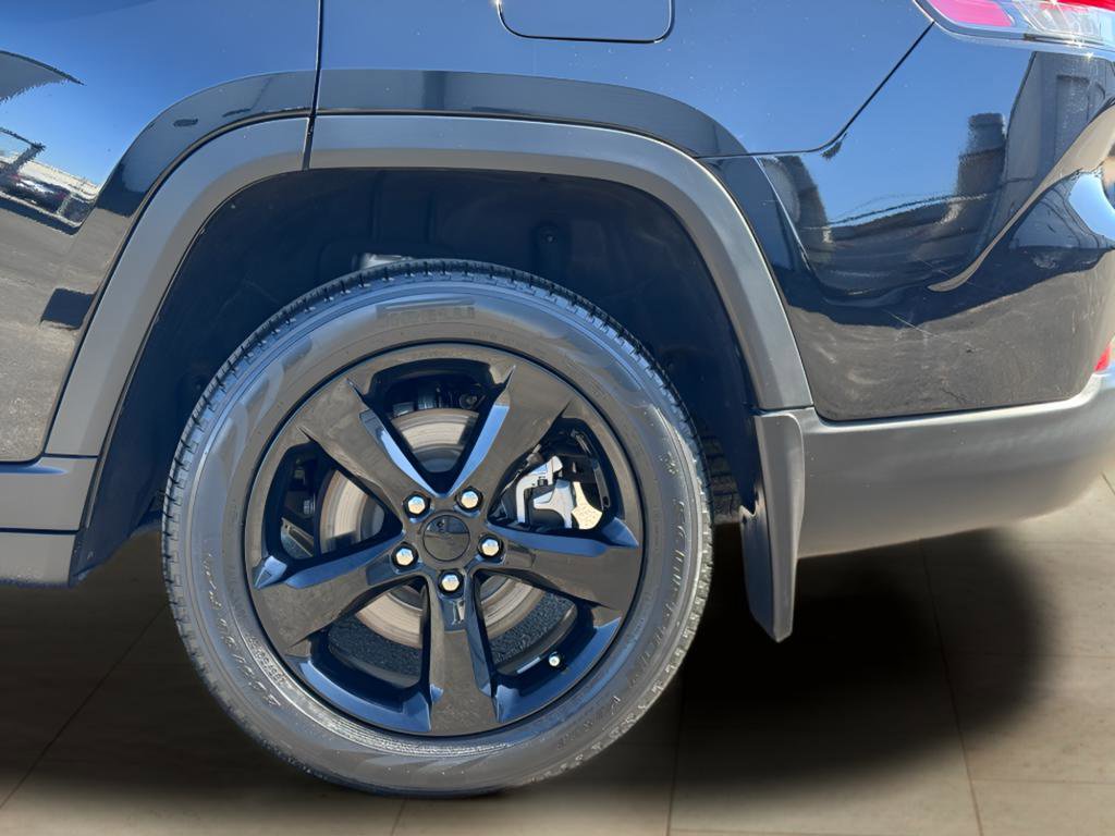 Used 2023 Jeep Grand Cherokee L Limited w/ Luxury Tech Group II image 38