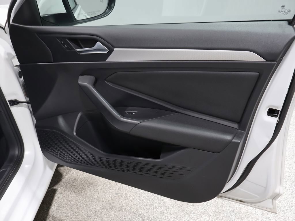 Used 2021 Volkswagen Jetta S image 23