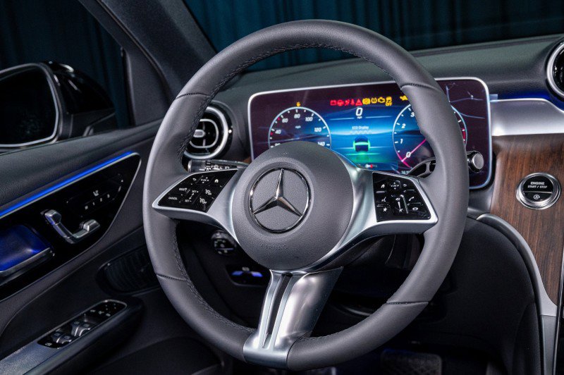 Certified 2026 Mercedes-Benz GLC 300 image 18