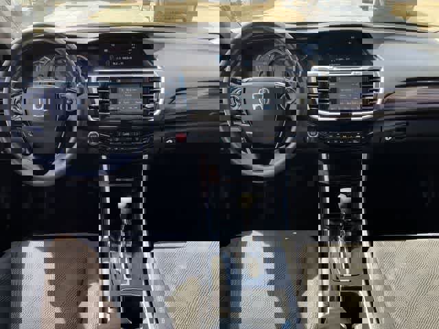 Used 2017 Honda Accord EX image 20