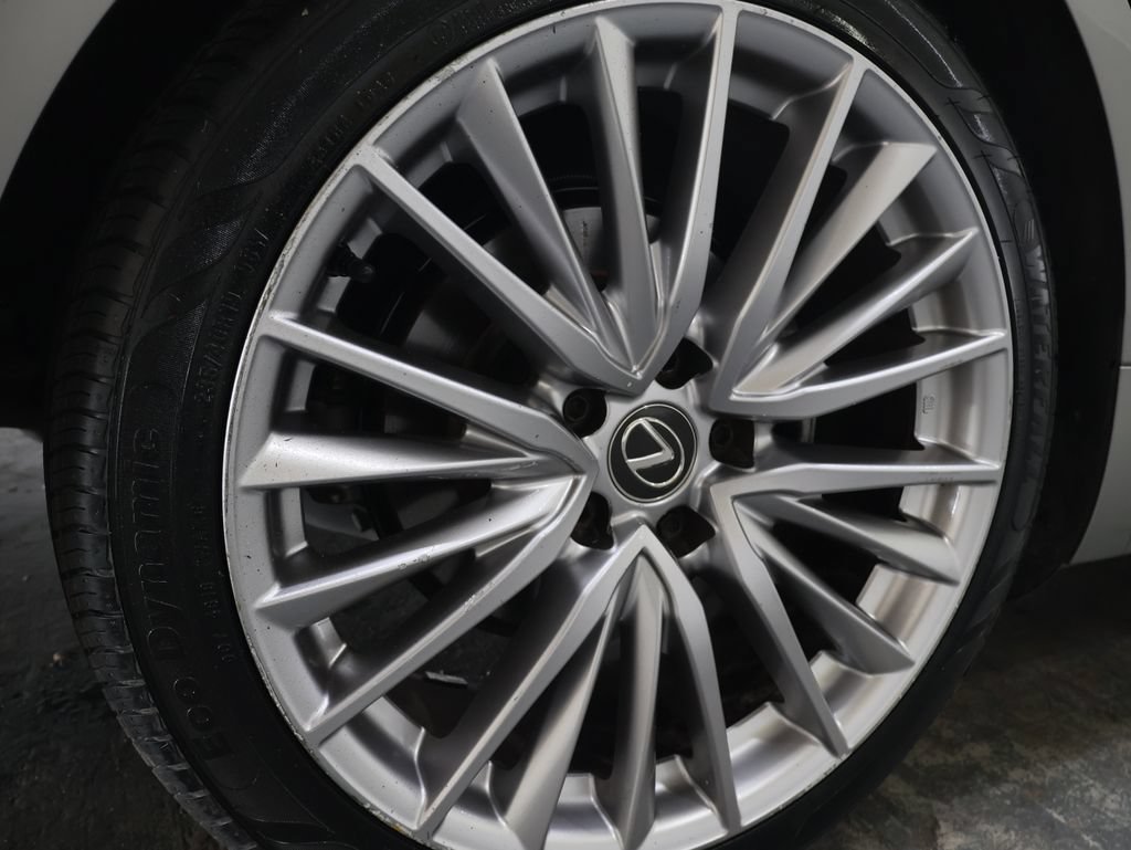 Used 2023 Lexus IS 300 w/ Premium Package RWD image 31