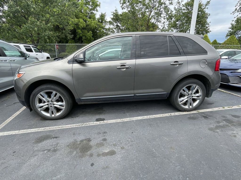 Used 2014 Ford Edge SEL w/ Equipment Group 205A FWD image 11