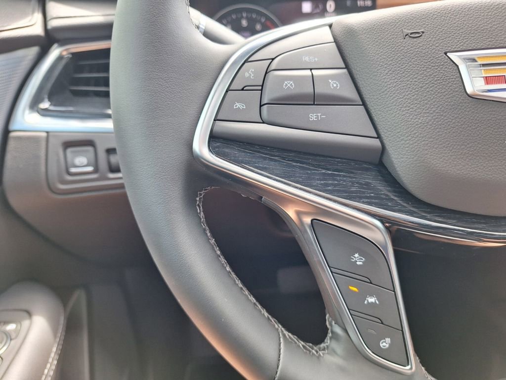 New 2026 Cadillac XT5 Premium Luxury w/ Driver Assist Package FWD image 22