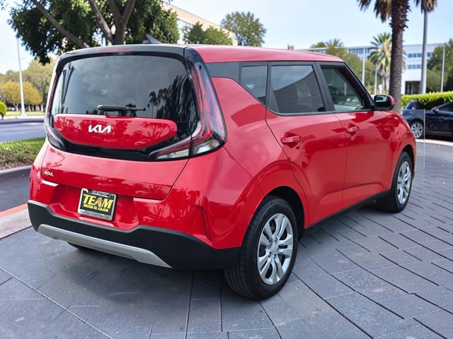 Used 2023 Kia Soul LX image 5
