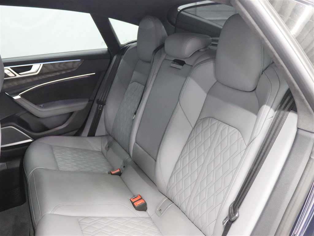 Used 2020 Audi S7 Prestige w/ Prestige Package AWD/4WD image 18