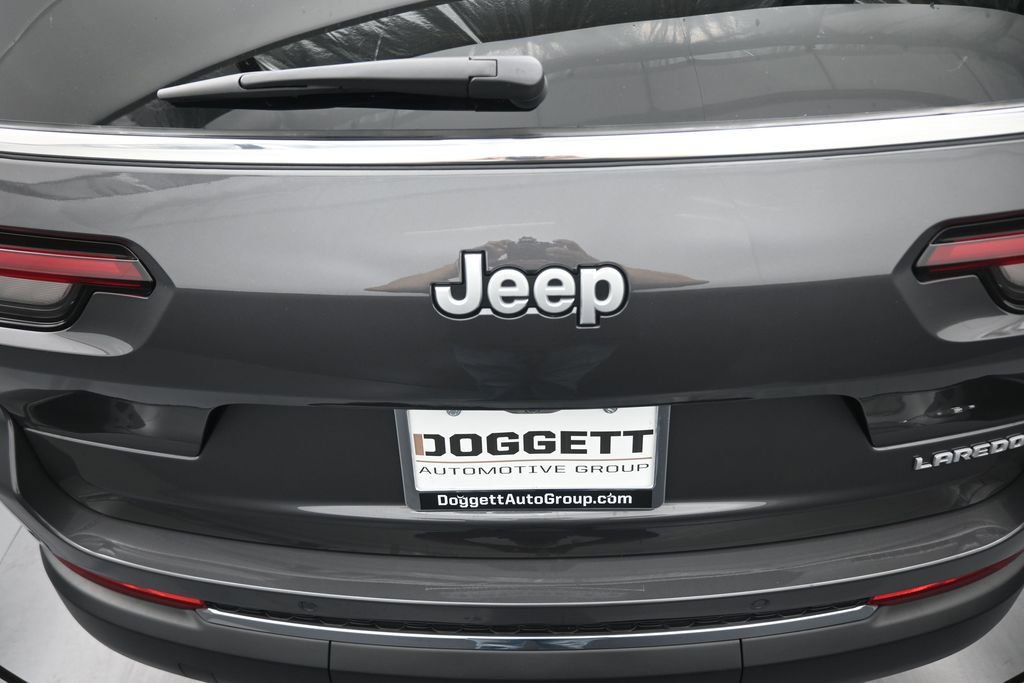New 2026 Jeep Grand Cherokee L Laredo RWD image 12