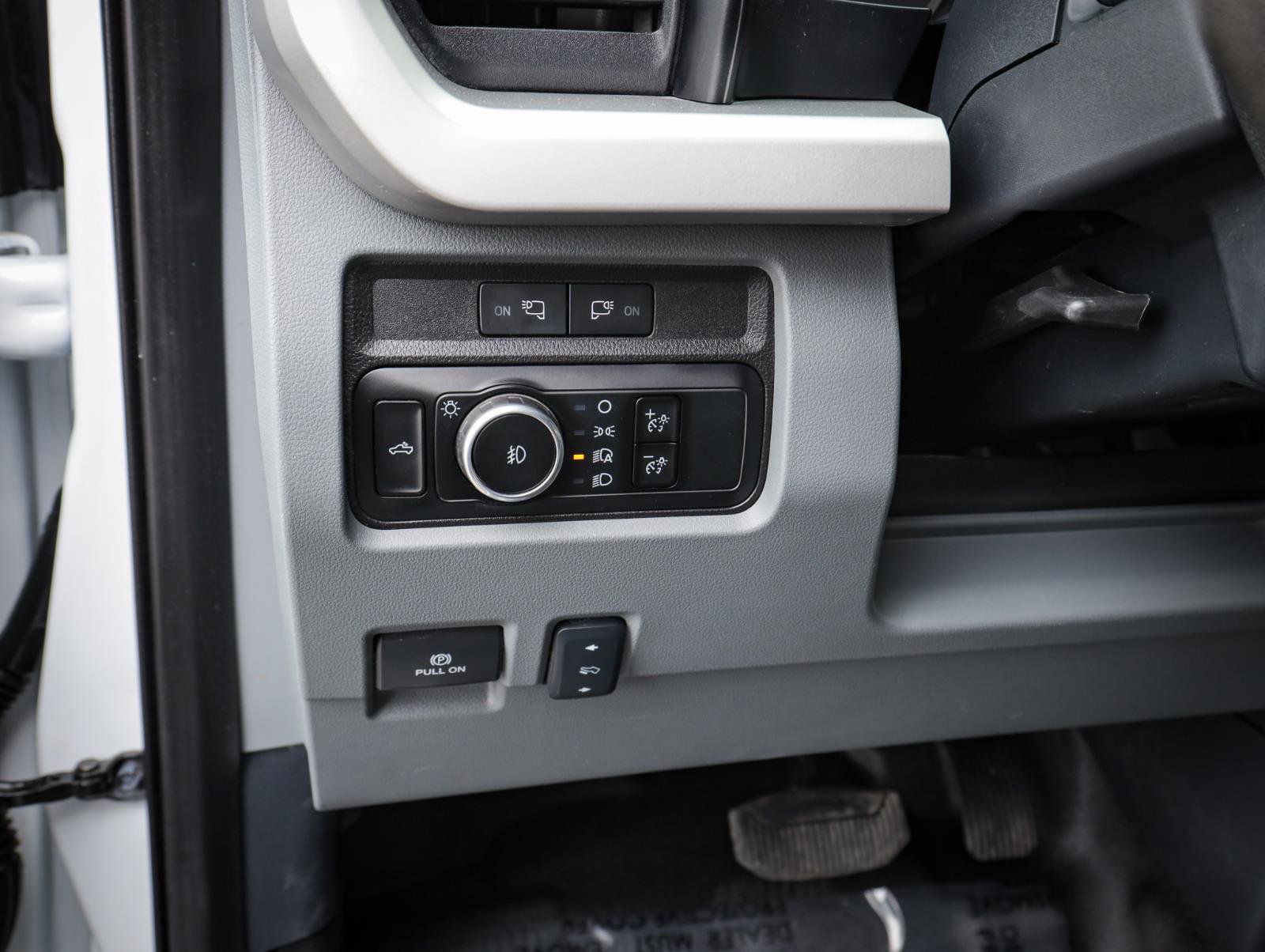 Used 2024 Ford F350 XLT w/ FX4 Off-Road Package image 21