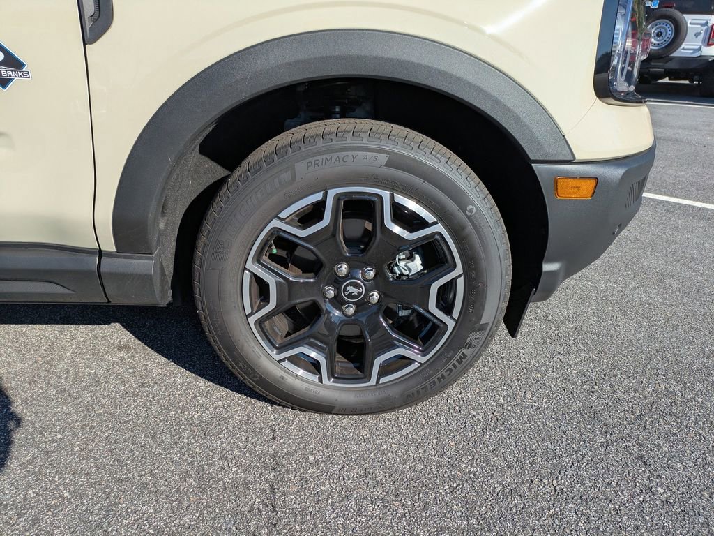 New 2025 Ford Bronco Sport Outer Banks w/ Outer Banks Tech Package+ AWD/4WD image 11
