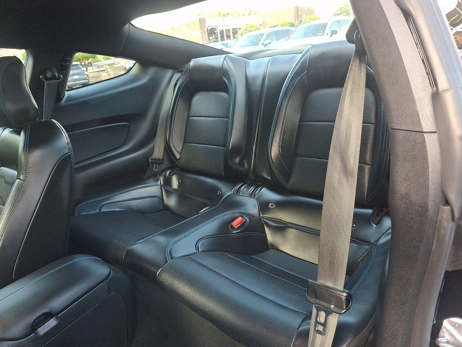 Used 2021 Ford Mustang Premium w/ Equipment Group 201A RWD image 10