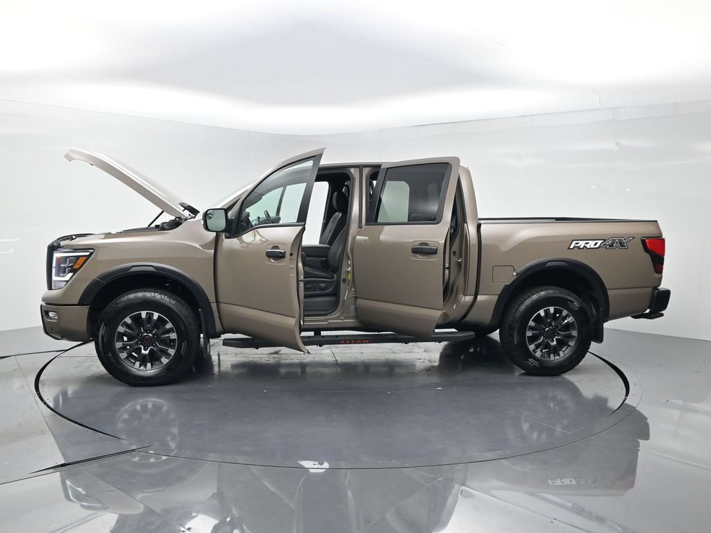 Used 2024 Nissan Titan PRO-4X w/ Pro-4x Convenience Package AWD/4WD image 32