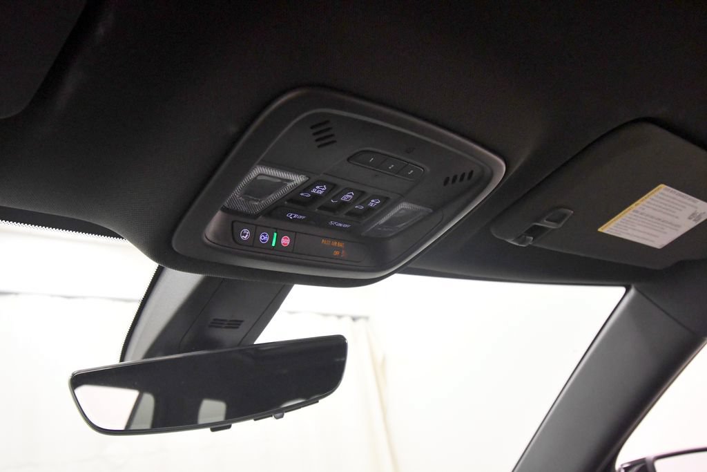 Used 2024 Chevrolet Traverse High Country AWD/4WD image 30