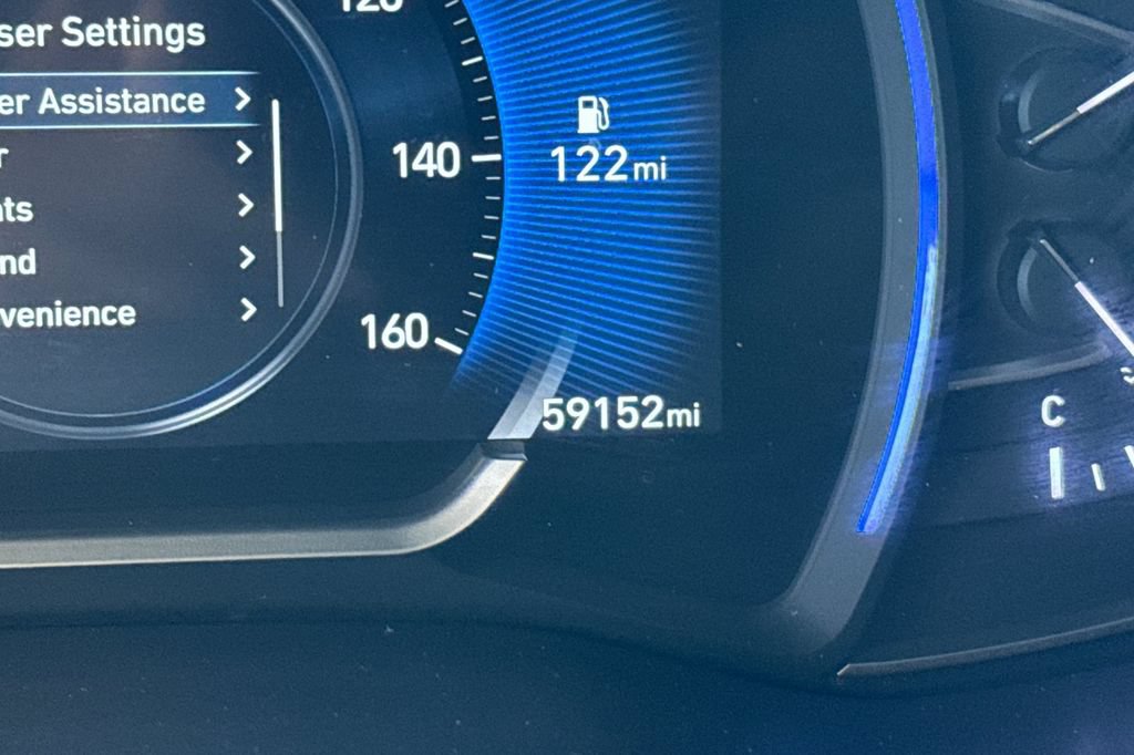 Used 2019 Hyundai Santa Fe Limited FWD image 23