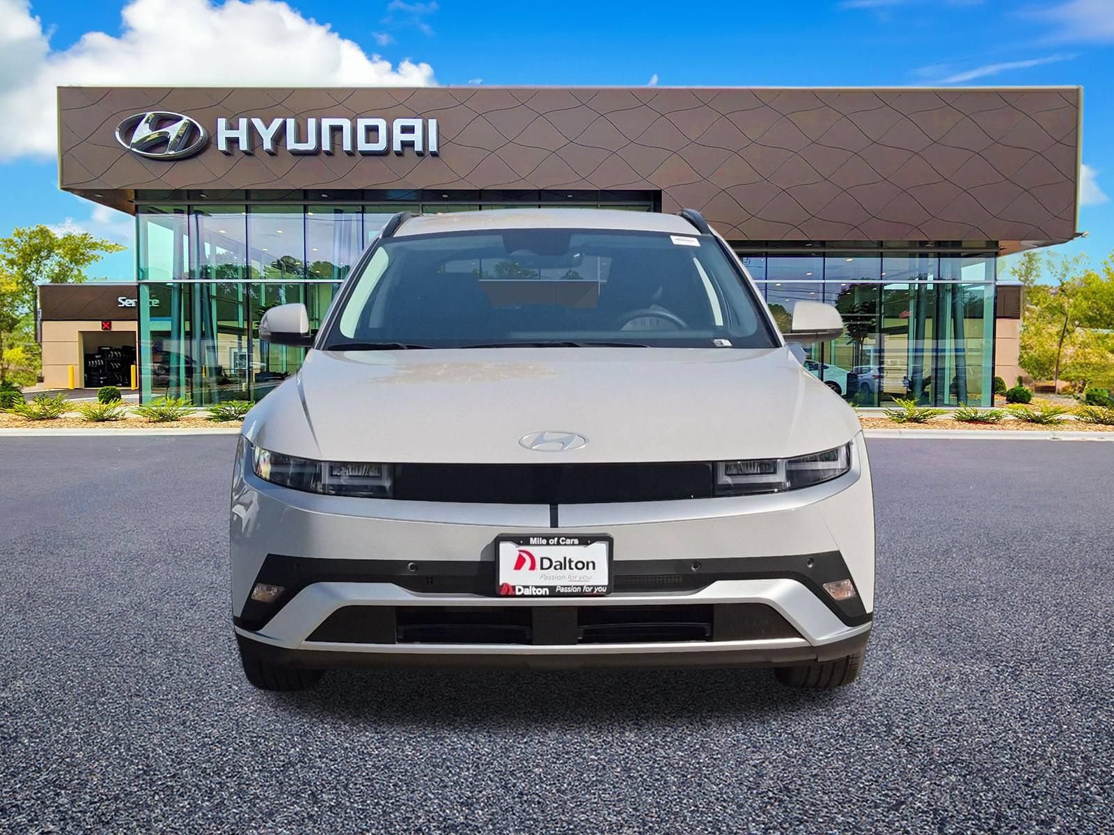 New 2027 Hyundai Ioniq 5 SEL RWD image 3