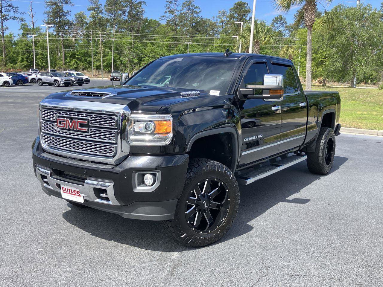 Used 2018 GMC Sierra 2500 Denali w/ Duramax Plus Package image 1