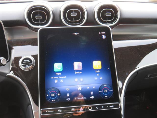 Used 2025 Mercedes-Benz GLC 300 4MATIC image 14