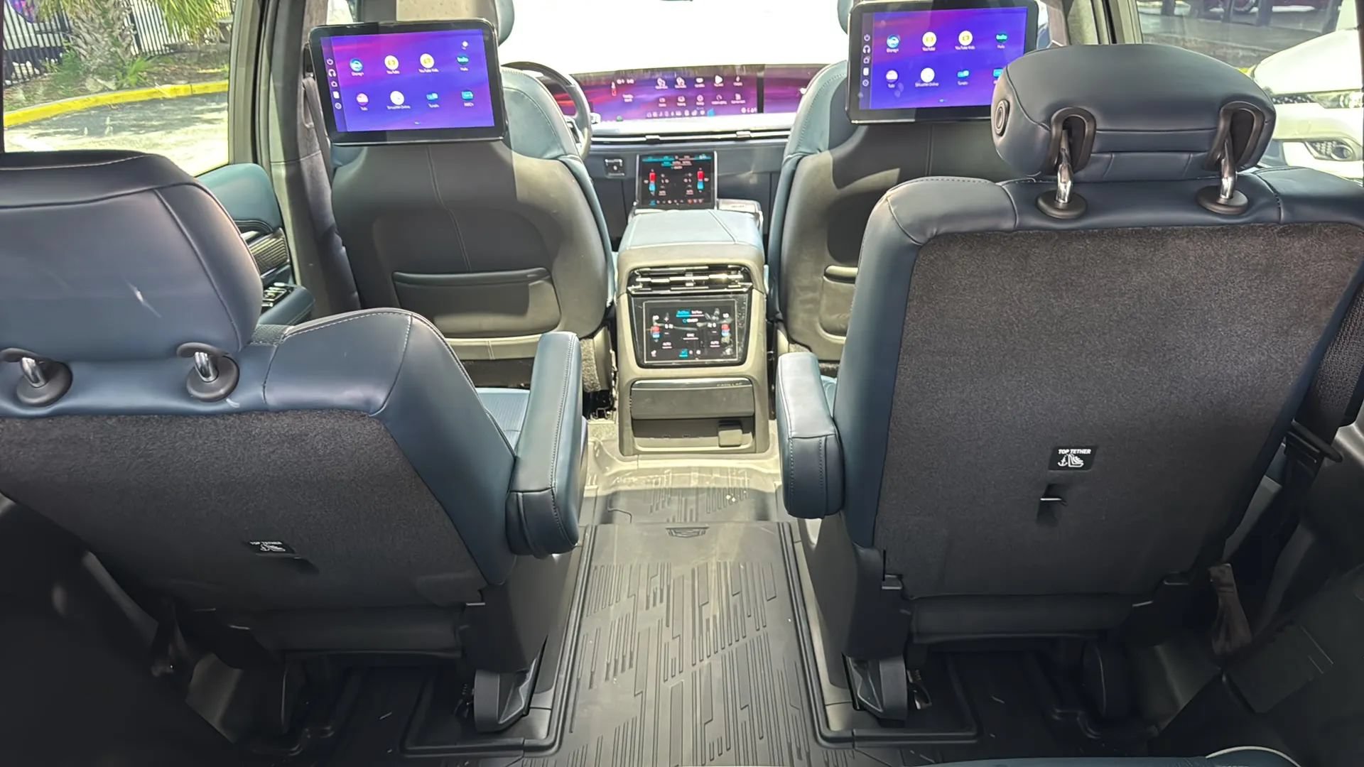 Used 2026 Cadillac Escalade IQL Sport 2 AWD/4WD image 36