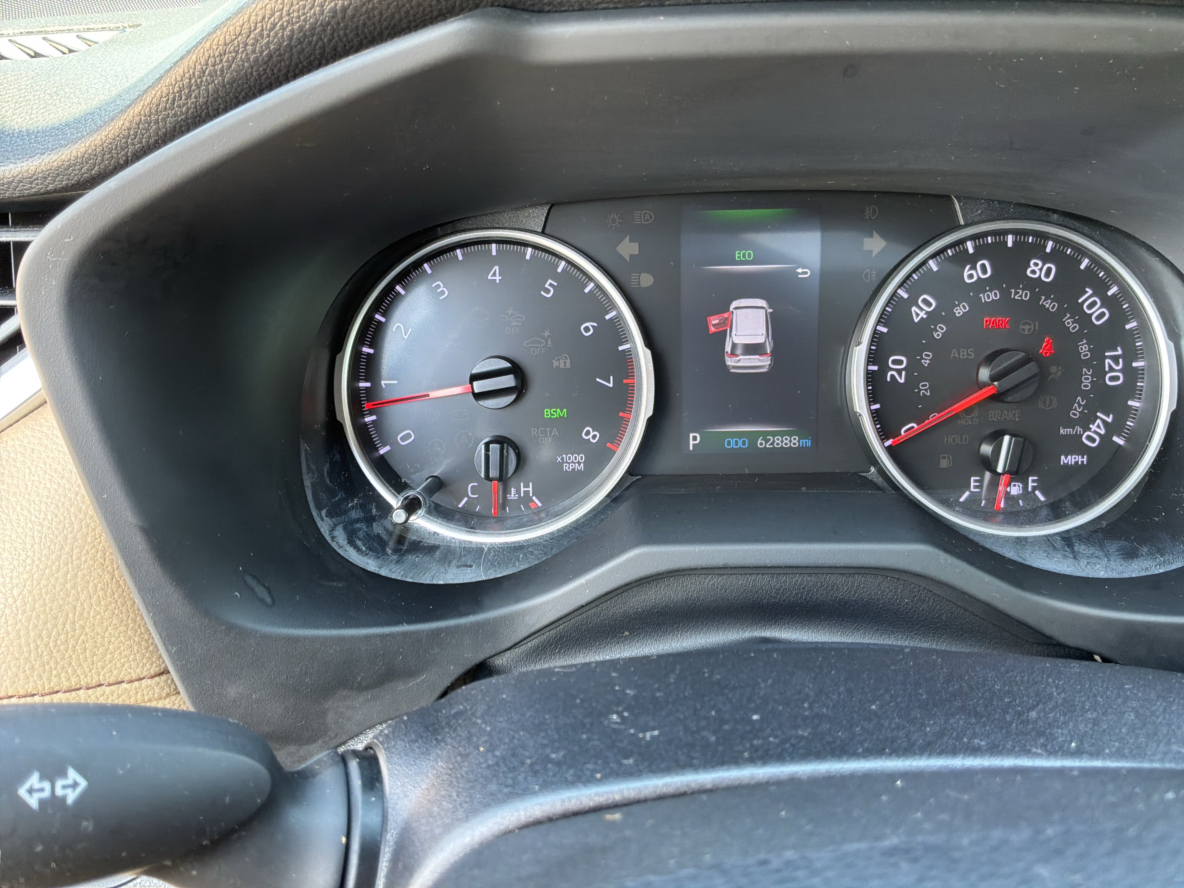 Used 2020 Toyota RAV4 XLE Premium FWD image 22